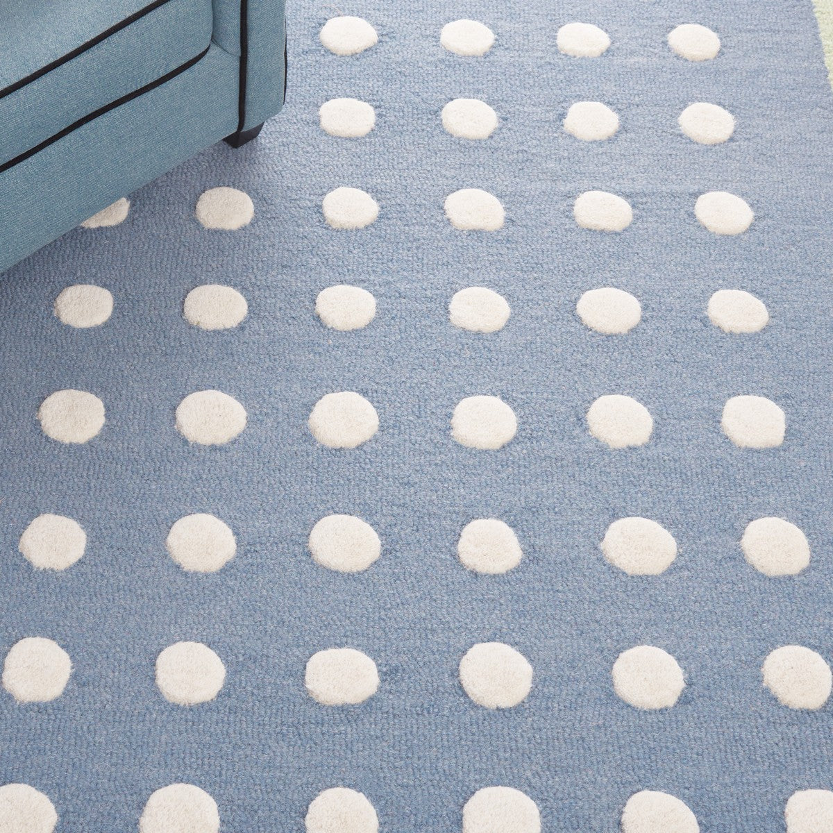 Safavieh Kids' Soft and Cozy Hand - Tufted Wool - Cotton Rug Ideal for Play Areas