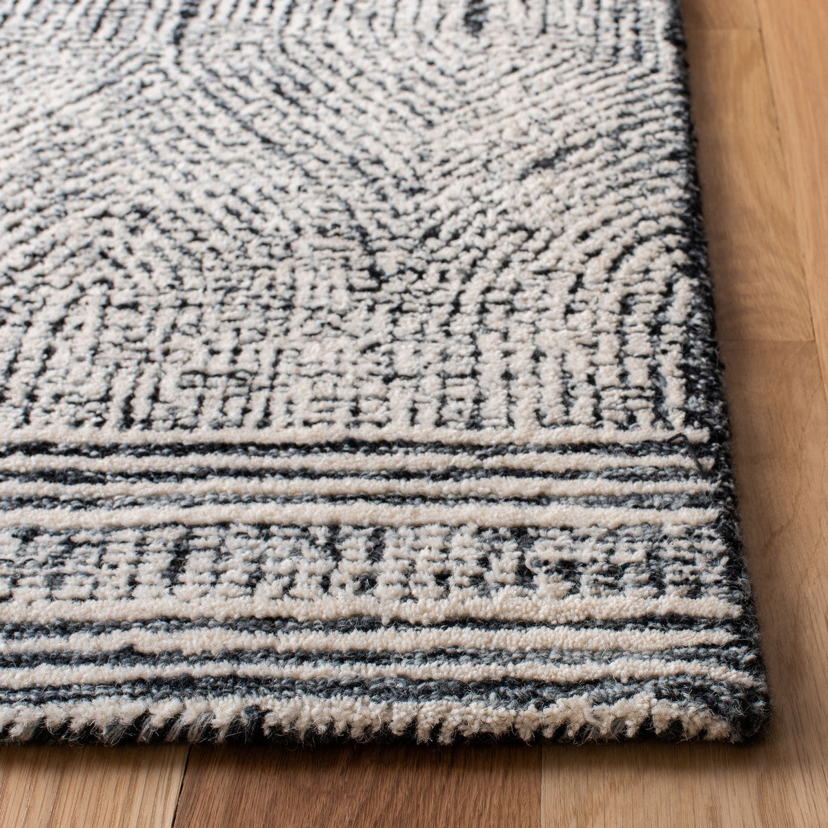 Luxurious 100% Wool Tufted Bohemian Abstract 340 Rug for Home Décor Upgrade