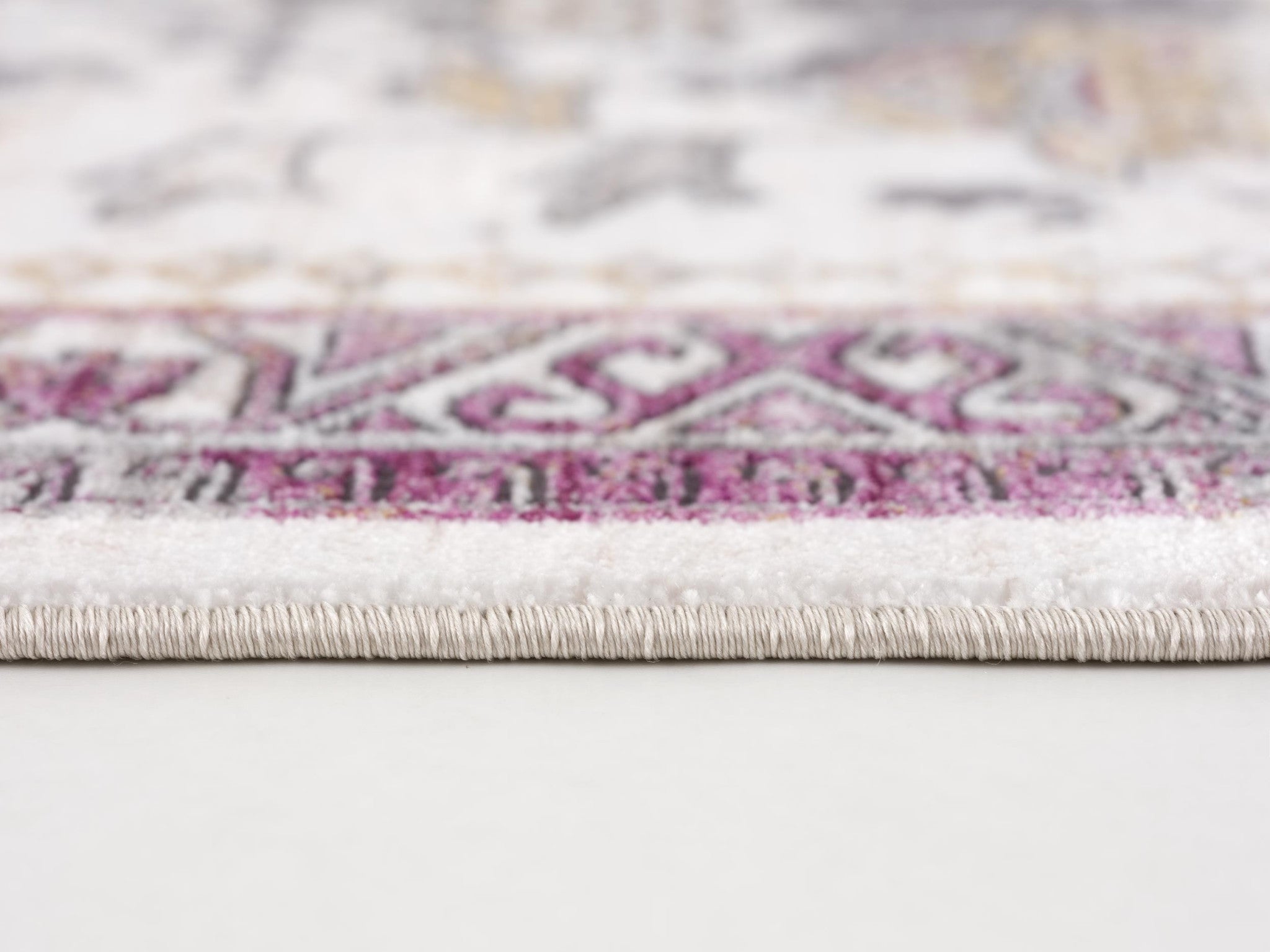Stylish Gray and Ivory Oriental Power Loom Runner Rug for Charming Home Decor