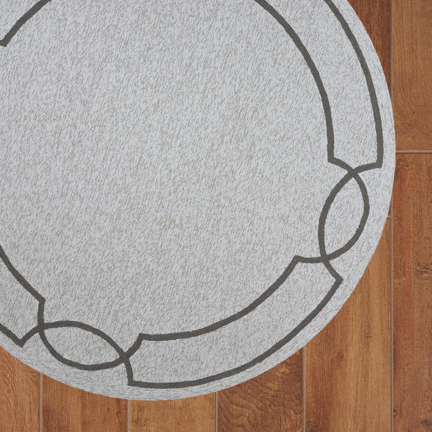 Stylish Ivory Rectangle Outdoor/Indoor Area Rug for Elegant Spaces
