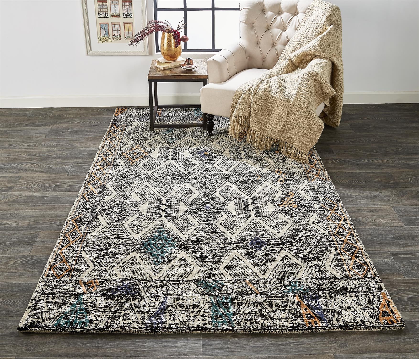 Stylish Distressed Geometric Handmade Wool Area Rug in Black, Ivory, and Green