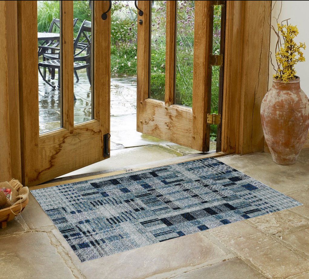 Stain-Resistant Blue Geometric Power Loom Area Rug - Ideal for Family Homes