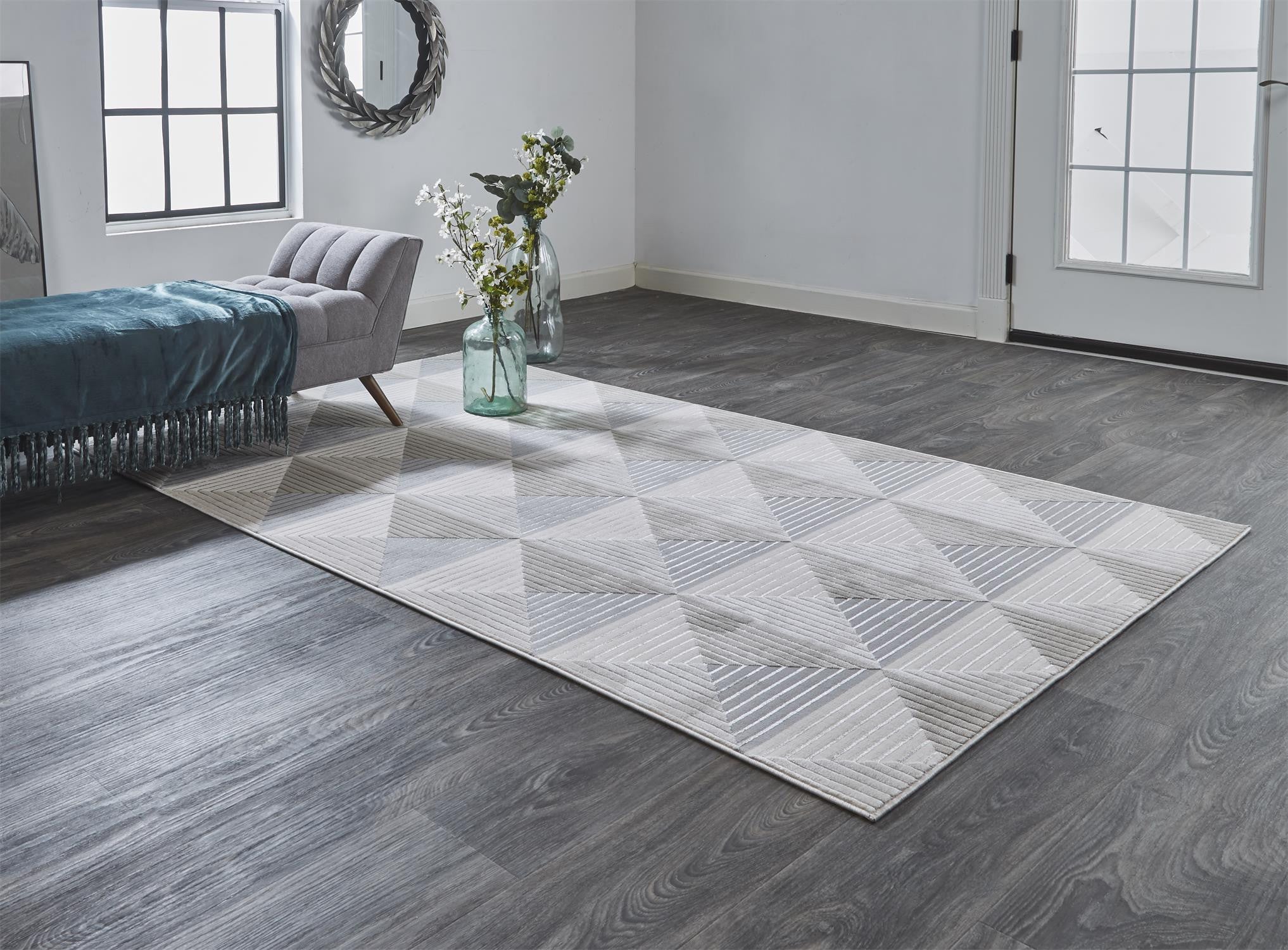 Stylish Geometric Area Rug in Beige, Gray & Ivory for a Warm and Inviting Space