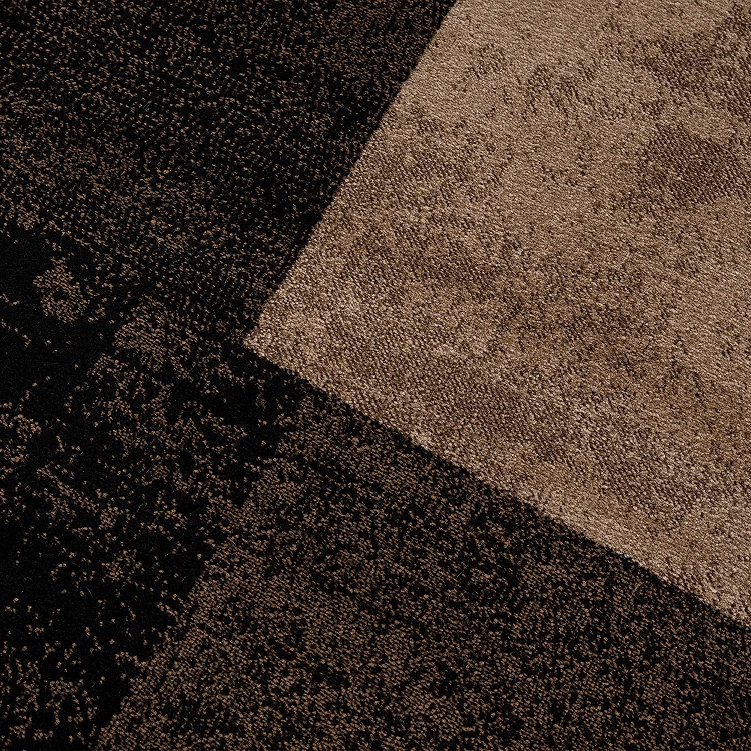 Stylish and Comfortable Elegant Brown Checkered Power Loom Runner Rug for Enhancing Your Home Decor