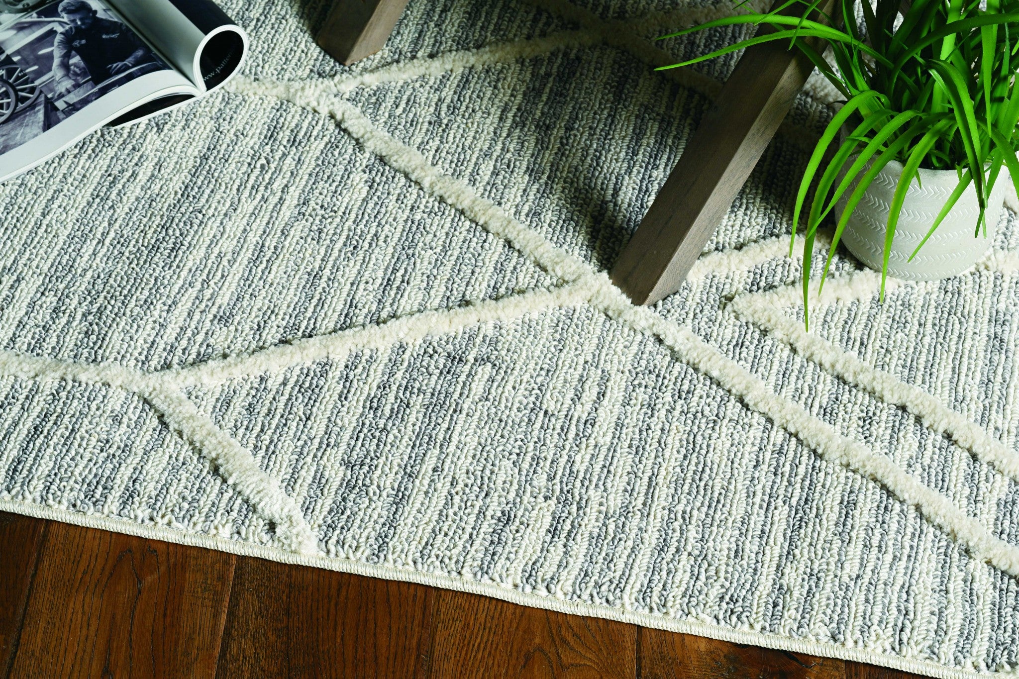 Stylish Geometric Gray and Ivory Area Rug for Elegant Living Spaces and Floors - Ideal Floor Decor