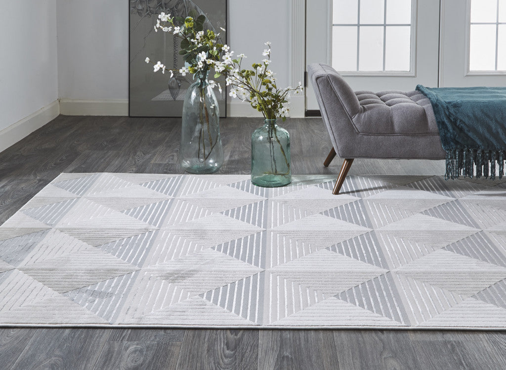 Stylish Geometric Area Rug in Beige, Gray & Ivory for a Warm and Inviting Space